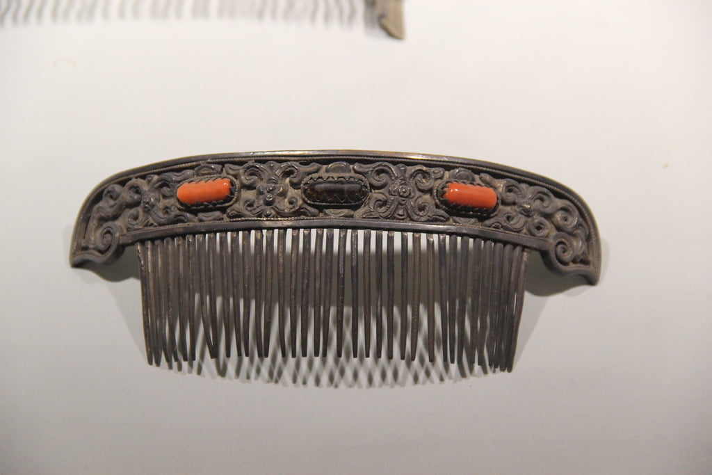 Comb