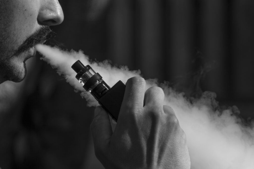 What Happens 24 Hours After Quitting Vaping?